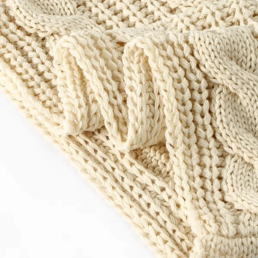 Knitted Material Knitted Ring Scarf Thick Warm Fabric Windproof Design Circle Loop Scarf Circle Ring Style Solid Color