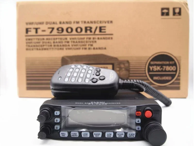 

FT-7900R Yeasu Dual Band Walkie Talkie