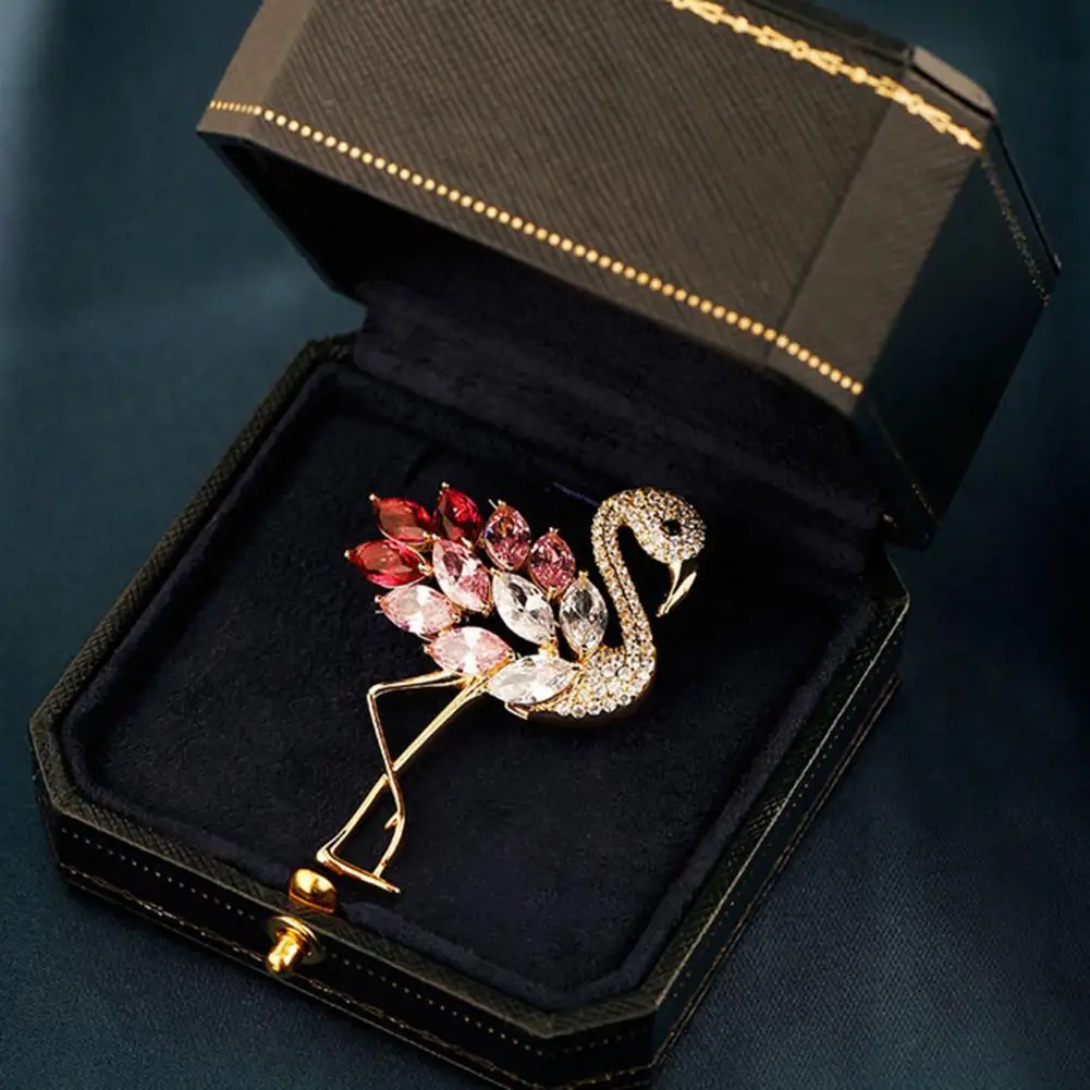 Scarf Brooch Elegant Flamingo Rhinestone Brooch for Women Stylish Suit Coat Pin with Anti-slip Design Wear-resistant for Prom