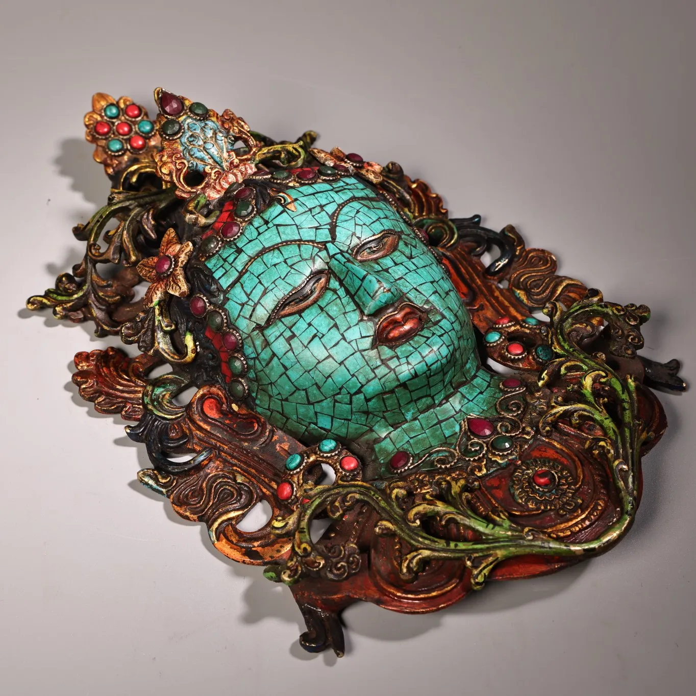 

11"Tibetan Temple Collection Old Bronze Outline in gold Mosaic Gem Turquoise White Tara Buddha Head Mask Worship Hall