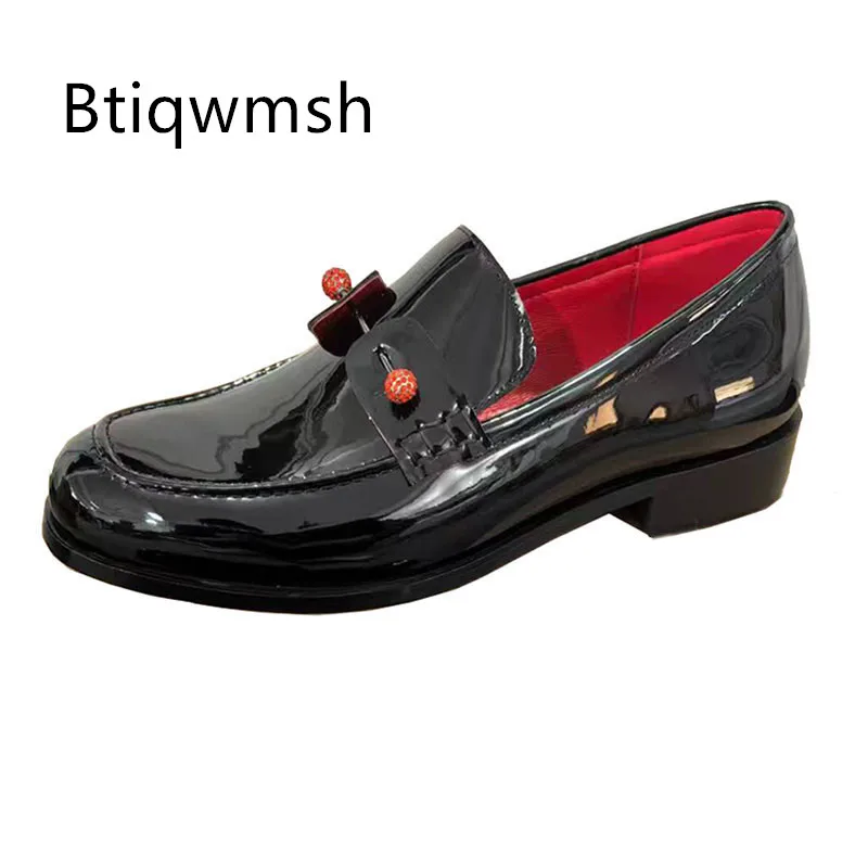 2025 Red Rhinestone Shoes Man Pointed Toe Slip On Black Shiny Leather Flats Male Fashion Party Shoes
