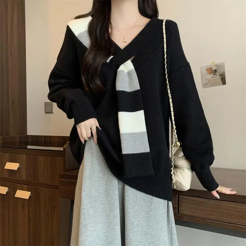 Female Clothing Elegant V-Neck Sweaters Casual Long Sleeve Autumn Winter Fashion Korean Striped Patchwork Loose Knitted Jumpers