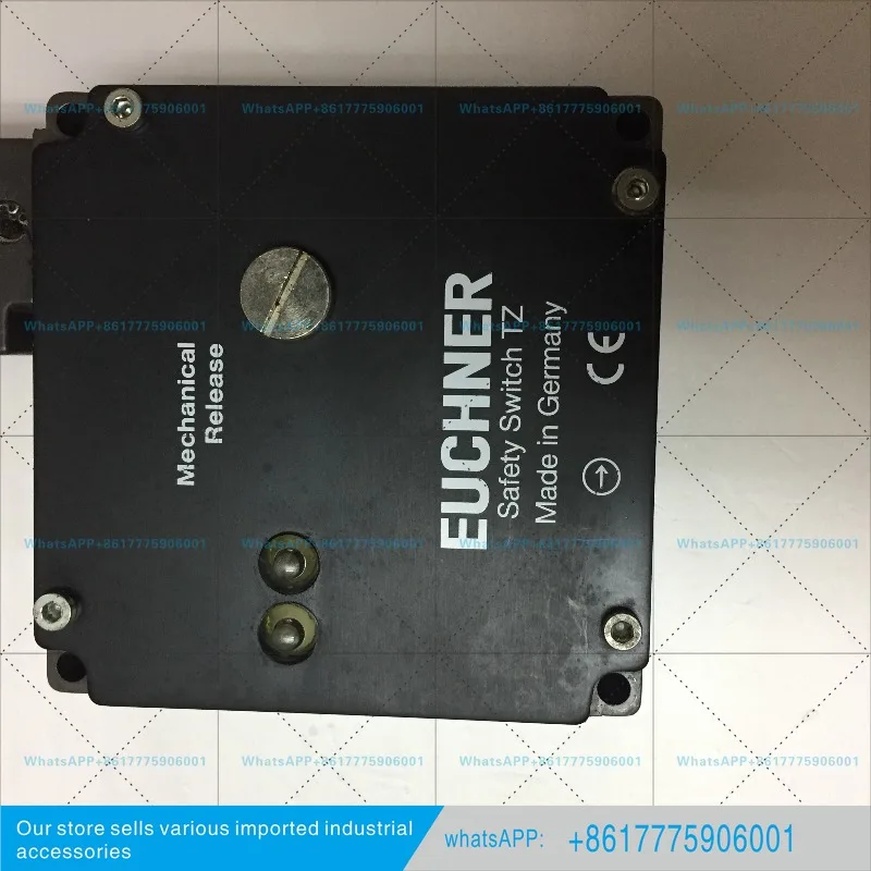 EUCHNER electromagnetic door interlocking safety switch TZ1RE024M