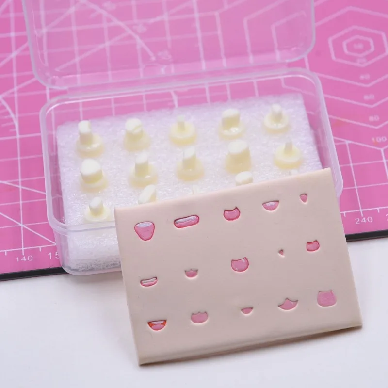 15Pcs/Sets Q-version Clay Mouth Press Mold DIY Handmade Ultra-light Clay Doll's Mouth Expression Decoration Clay Molds