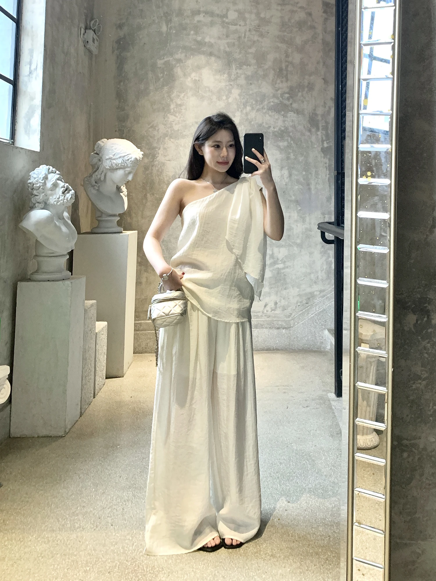 

ay Home Slope oulder Drifting Belt Wide Leg Pants Two Piece Set Women Summer Loose Casual Set High Waist Long Pants