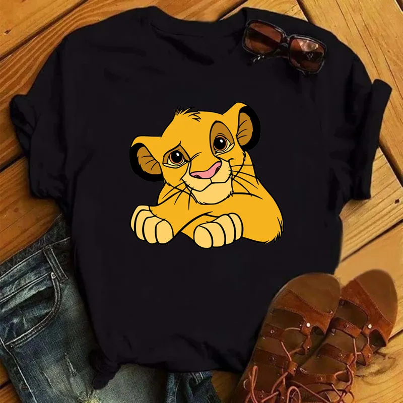 2025 الصيف مضحك Kawaii 90s الأسد الملك تي شيرت تي شيرتات عجيبة Harajuku Hakuna Matata تي شيرت السيدات تي شيرت كامل الملابس النسائية