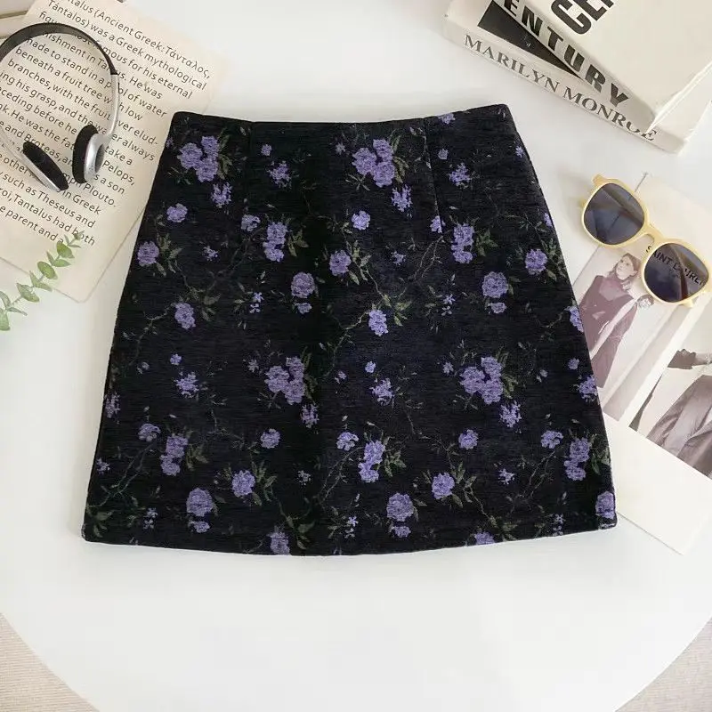 

Retro Style Purple Floral Skirt Women's Autumn and Winter New Niche Anti-exposure High-waisted A-line Skirt