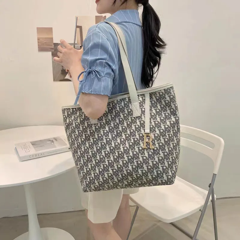 Large Capacity Travel Girls Tote Bag Simple Fashion Women's Shoulder Bag Casual Canvas Tote Large Bag Letters Printed Decoration