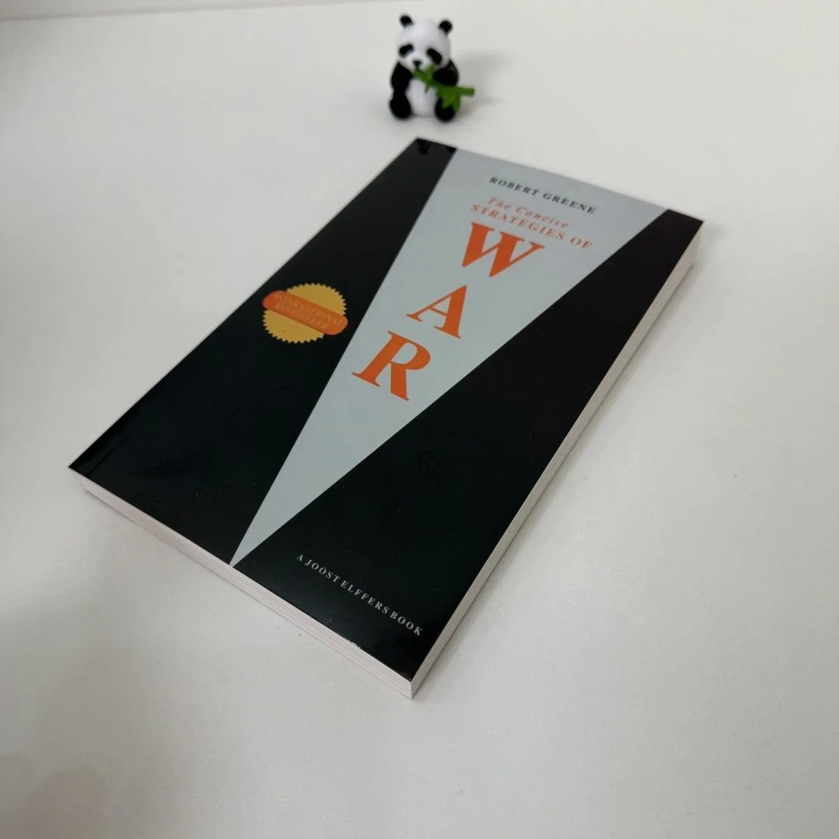 The Concise 33 Strategies of War by Robert Ge