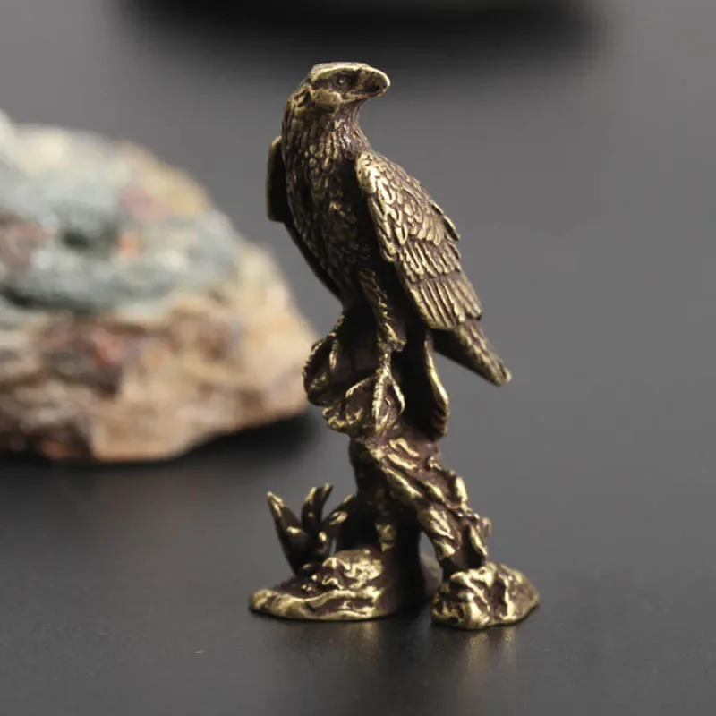 Eagle Statue Miniature Sculpture Handmade Crafts Ornament Vintage Copper Bird Figurine For Interior Home Desk Animal Decoration