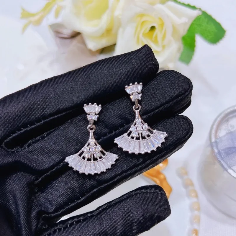 Simple Fashion Skirt Fan-Shaped Zircon Earings 925 Stamp High-End Luxury Party Wedding Earrings for Women Jewelry Gift