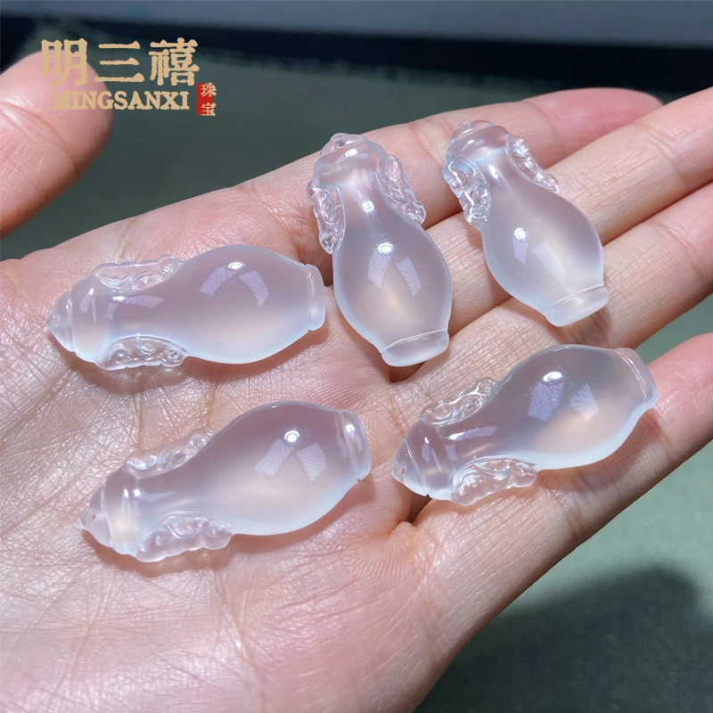 

Натуральная высококачественная ваза из халцедона, агата, нефритового орнамента, кулон для ожерелья.