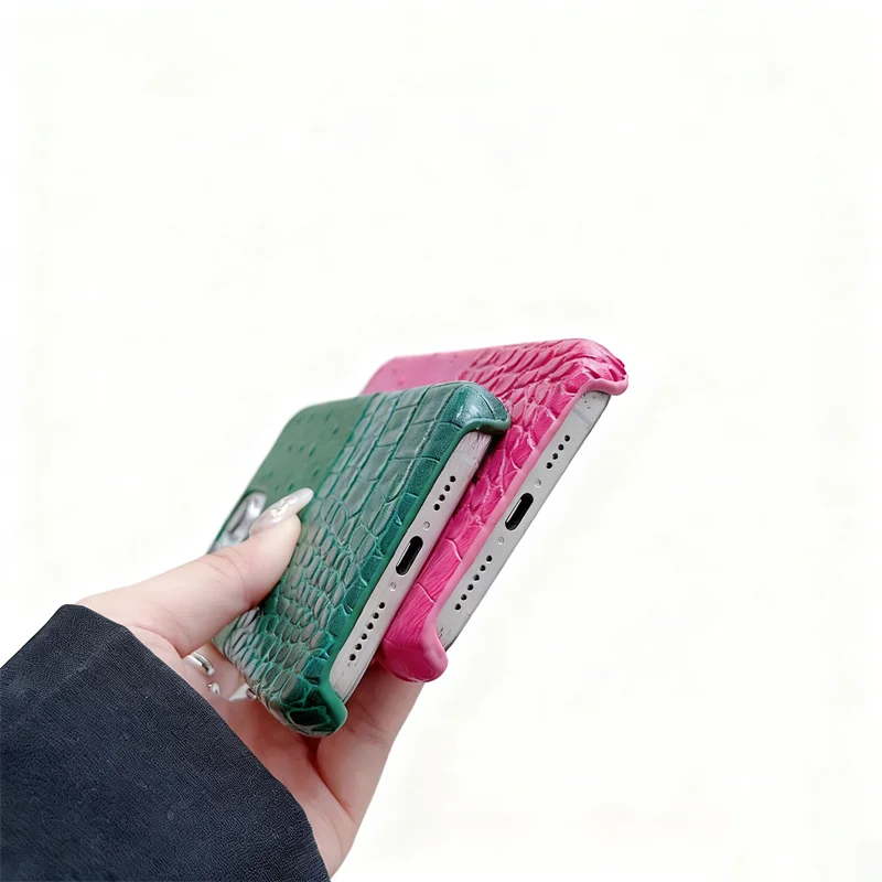 Personalizowane etui ze skóry ekologicznej PU z inicjałem, w kolorze złotym lub srebrnym, z motywem strusia lub krokodyla, do iPhone 14, 13, 16, 17, 18 Pro Max, 14, 15 Plus – luksusowe etui ze skóry. — zdjęcie produktu 5