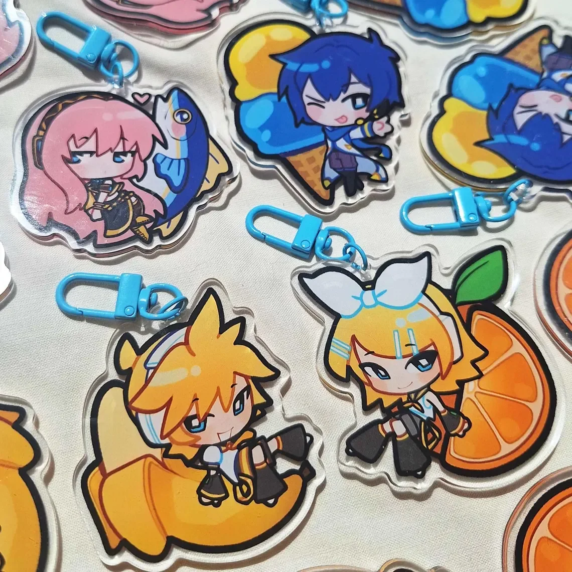Акриловые брелоки Vocaloid, 2,5 дюйма, с персонажами аниме, коллекционные подвески, унисекс