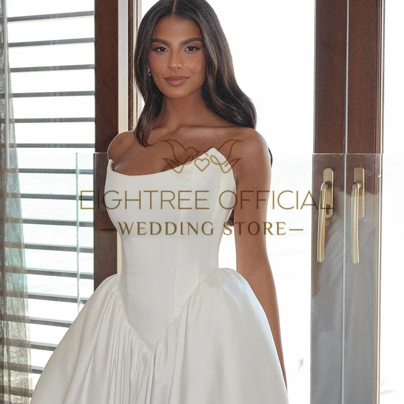 Eightree White A-Line Satin Wedding Dresses Strapless Sleeveless Sweep Train Bridal Long Evening Wedding Prom Gowns Customized