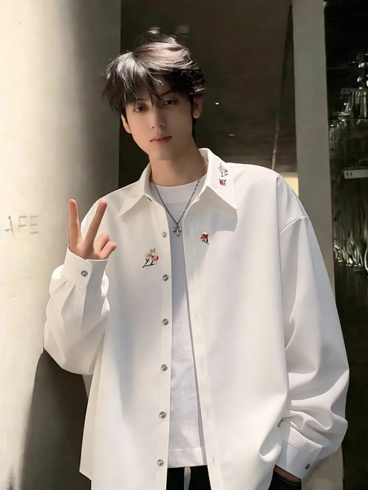 New Chinese Style Long Sleeve Embroidered Floral Men's Casual Shirt Sun Protection Spring Summer Outerwear Comfortable Loose Fit