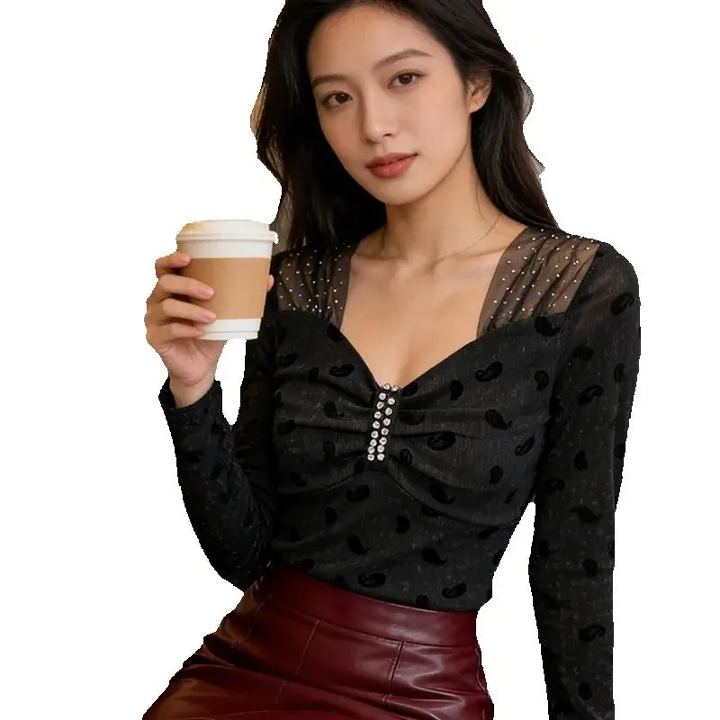 MadBlack-Women European T-Shirt, Sexy V Neck Leopard Diamond, Clubwear Long Sleeve Slim M-3XL Knit Tee, 2026 Summer New T63908CC