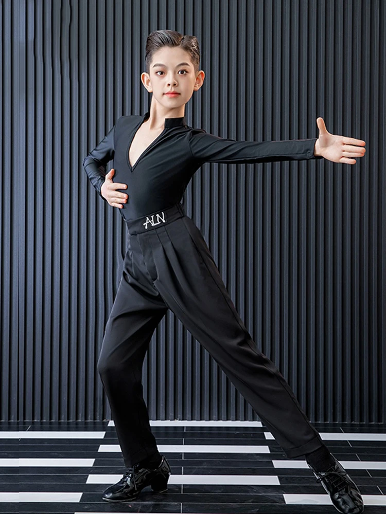 2025 terno de prática de dança latina manga comprida tops calças pretas roupas samba chacha rumba tango roupa de dança latina para meninos dqs19561