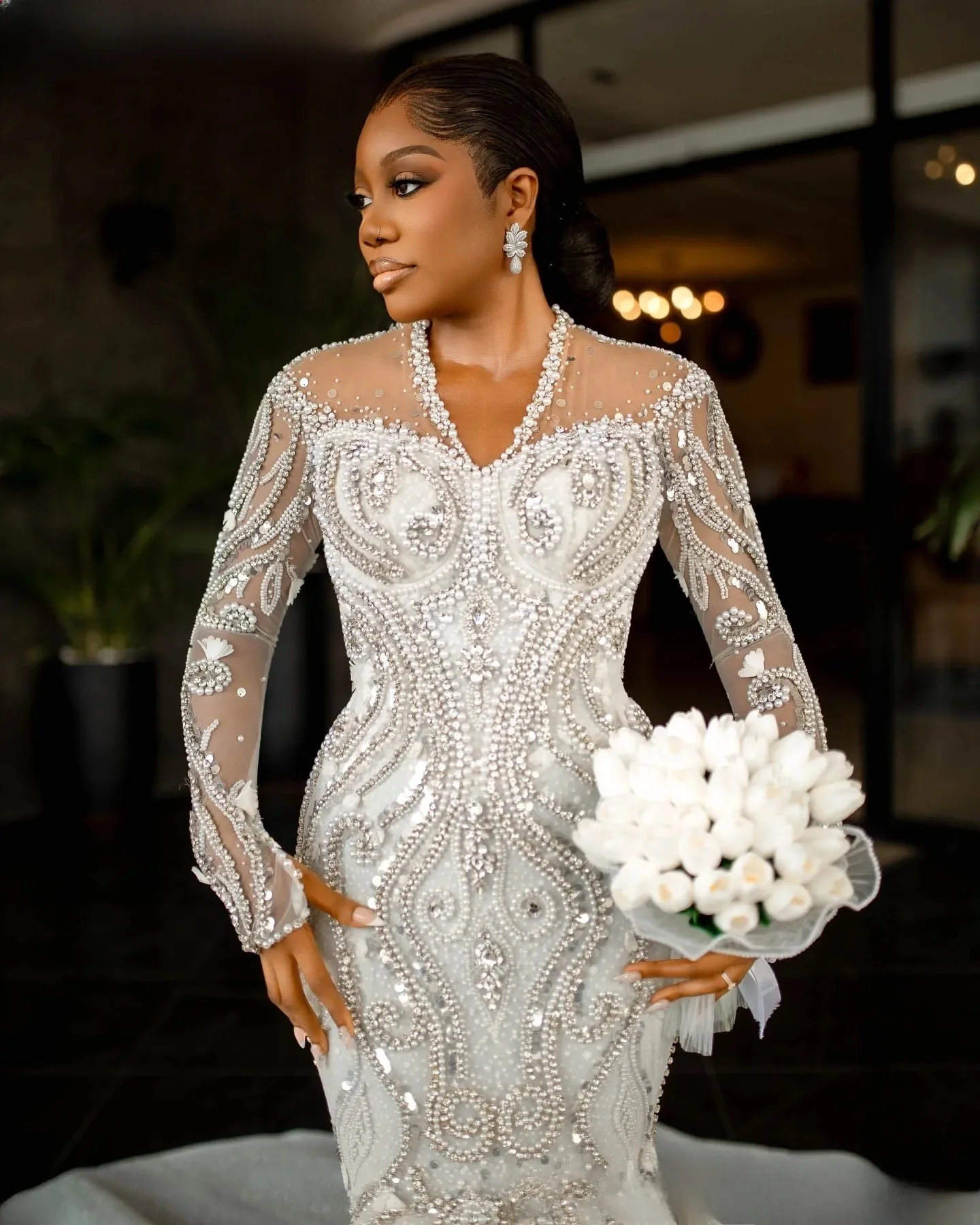 Customized Ivory Mermaid Wedding Dress Crystals V-neck Full Sleeves Pearls Sequined Lace Luxurious Sparkly Bridal Gowns Dresses