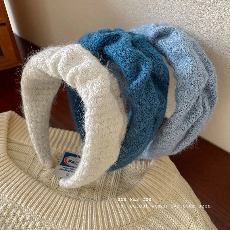 

Plush Wide Edge Headband for Women's Face Washing Hair Pressing Hair Tying Headband Decoration Headband