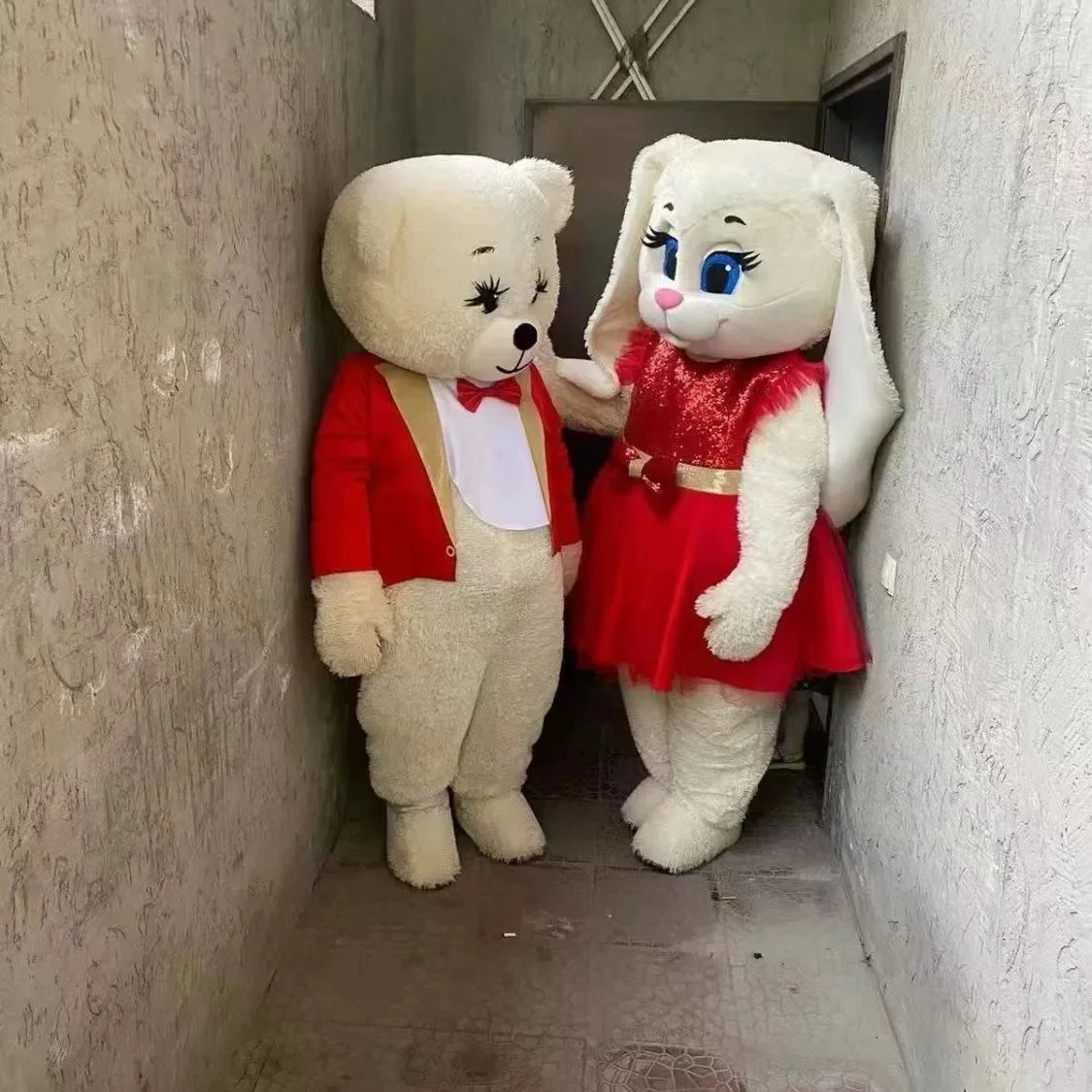새로운 성인 할로윈 캐릭터 귀여운 곰과 토끼 모두 토끼 인형 크리스마스 드레스 전신 소품 복장 마스코트 의상