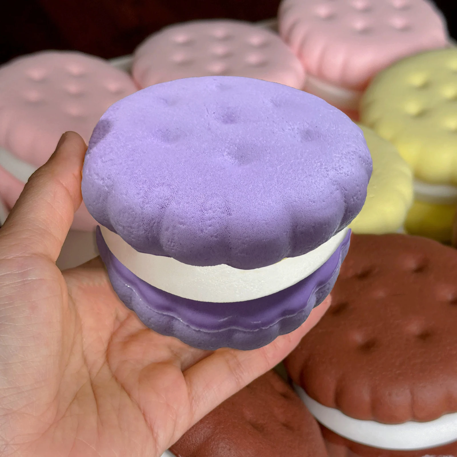 حار! اسفنجي مقلد كعكة ضغط لعبة تململ اللعب الكبيرة كوكي البسكويت بطيئة ارتفاع القلق ضد الإجهاد اسفنجي هدية الكبار الاطفال