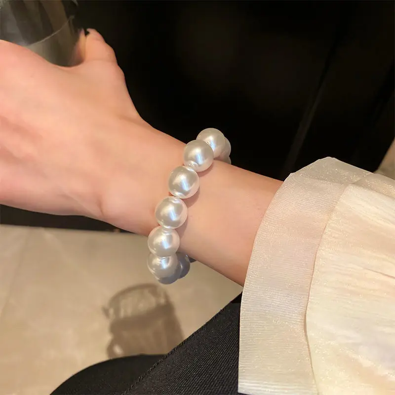 Elegant White Faux Pearls Beaded Bracelets for Women Adjustable Elastic Rope Bracelet French Luxury Hands Jewelry Accessories