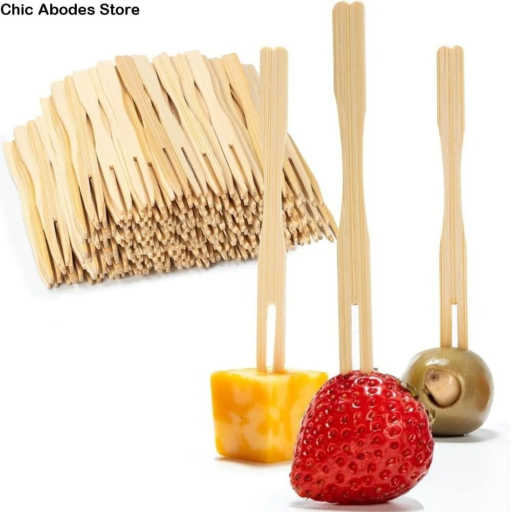 

200 Pieces Practical Bamboo Disposable Fruit Fork Mini Size Eco-Friendly Fruit Picks Love Shaped Top Sushi Sticks Wedding