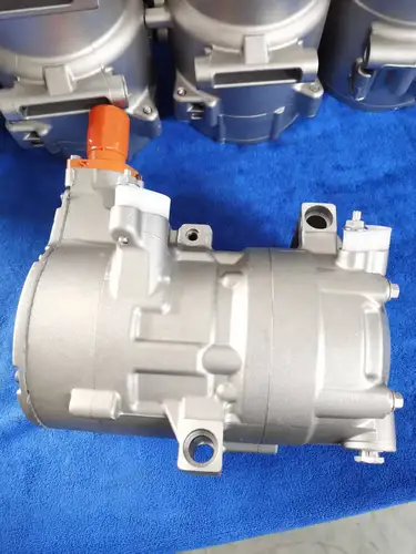 Imagen 2 del producto Compresor de aire acondicionado de CA eléctrico híbrido para Citroen / PEUGEOT 2008 Mk2 208 DS3 2019-2025 9840056680 9831370080 9831498480