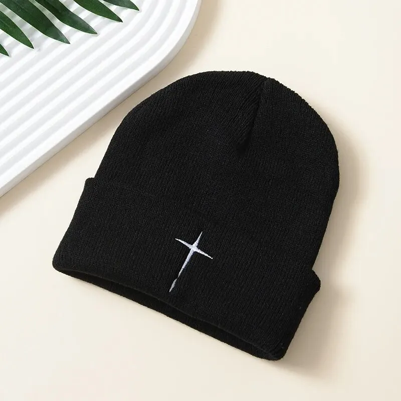 Winter New Beanie Hat For Men and Women Fashion Embroidered Knitted Hat Street Style Hip Hop Hat Outdoor Warm Skiing Hat