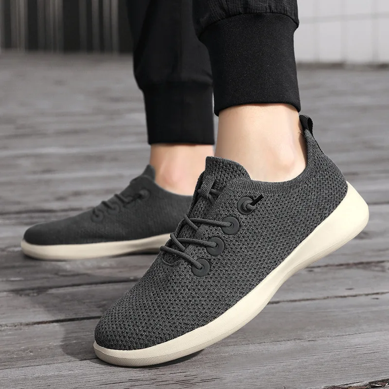 

2025 New fashion sports shoes, lightweight and breathable, fly-woven casual shoes, men's running shoes, men's shoes