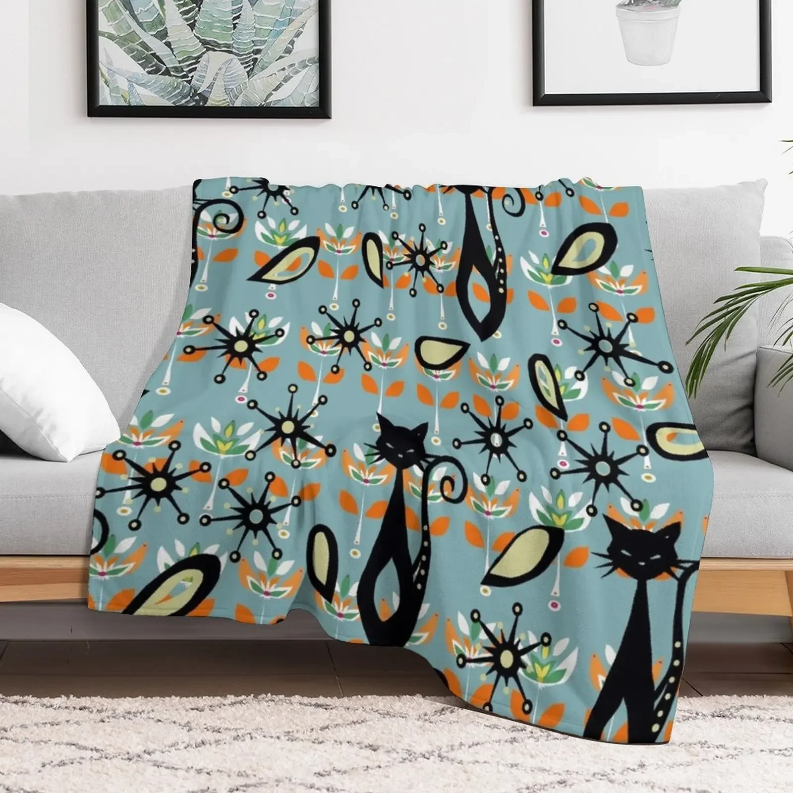 New Atomic cat, mid century modern Throw Blanket Cozy Napping Blanket Gift for Mom Dad
