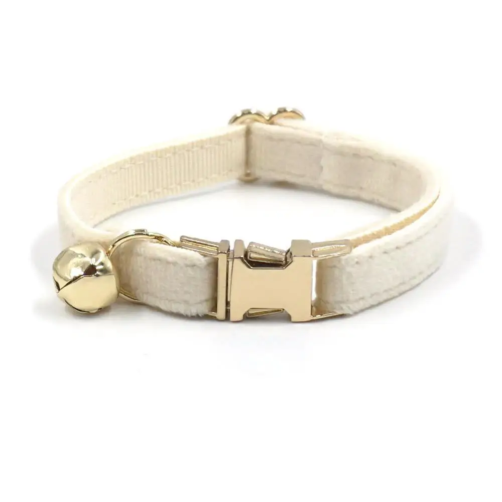 Free Engraving Customized Multicolor Soft Velvet Cat Collar with Small Bell, Cat Supply, Accessory