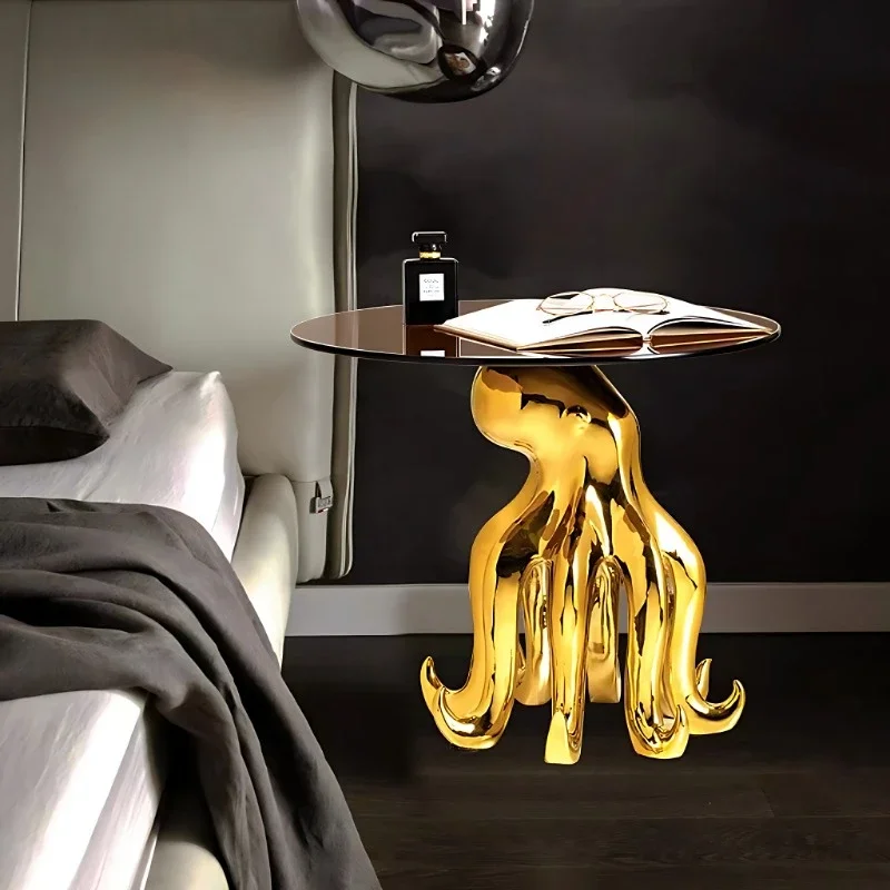 Light Luxury Creative Animal Ornaments Octopus Dog King Kong Art Coffee Table High-end Living Room Ornaments Coffee Tables