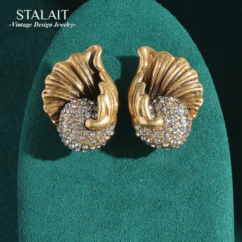 

Luxury Designer Stud Earrings Rhinestones Flower Gold Color Vintage Jewelry Boho Accessories For Woman 2025 Trends New Item