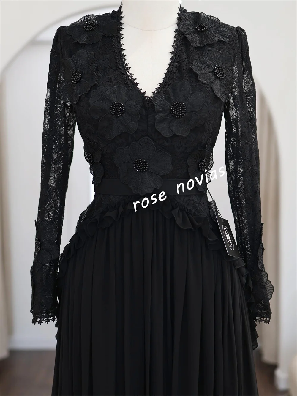 Abiti lunghi neri a trapezio con scollo a V con applicazioni in chiffon personalizzate Occasioni su misura Serata da donna Elegante festa Matrimonio Chic