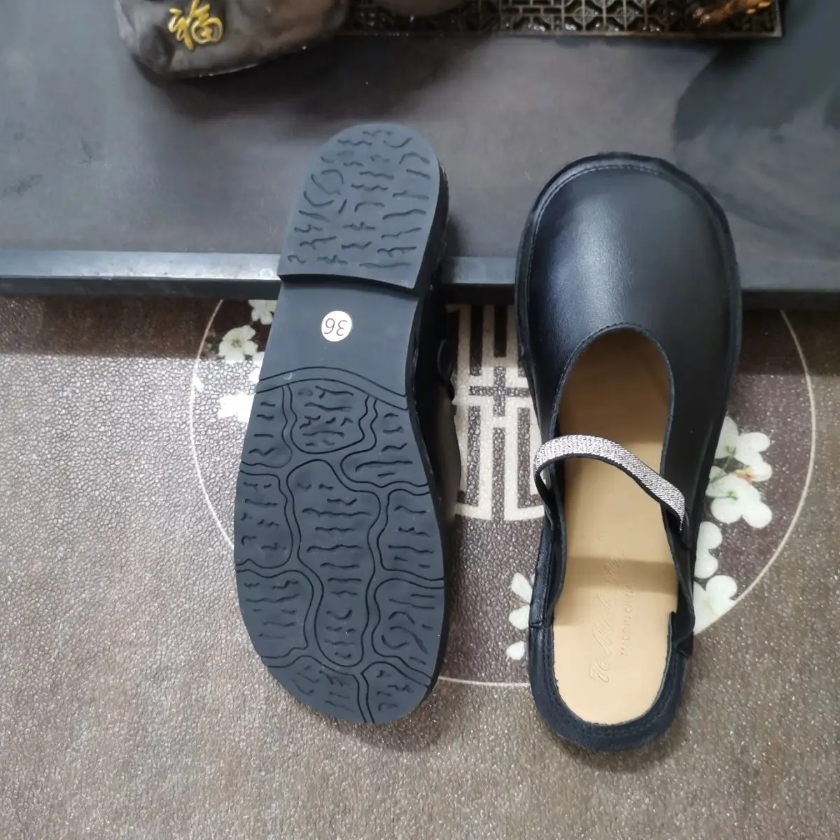 Women's Genuine Cow Leather Wide Toe New Mule Slippers Shoes Lightweight Soft Sole Comfortable White Mary Jane Muller Slippers - view 4