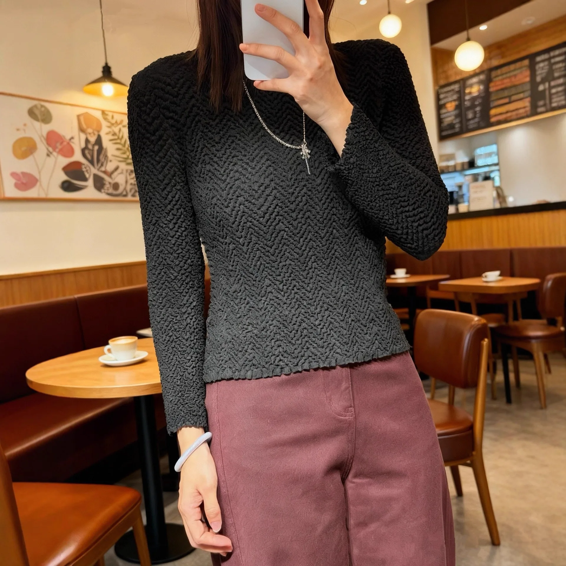 

Miyake Pleated 2026 New Fall Bottoming T-shirt Long-sleeved Slim Comfortable Soft High Elasticity Pleated Women's Tops Pleated