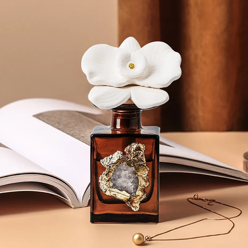 Ceramic Flower Diffuser, Aromatherapy Decoration For Bedroom and Office, Home Fragrance Gifts For Friends, Women and Parents
