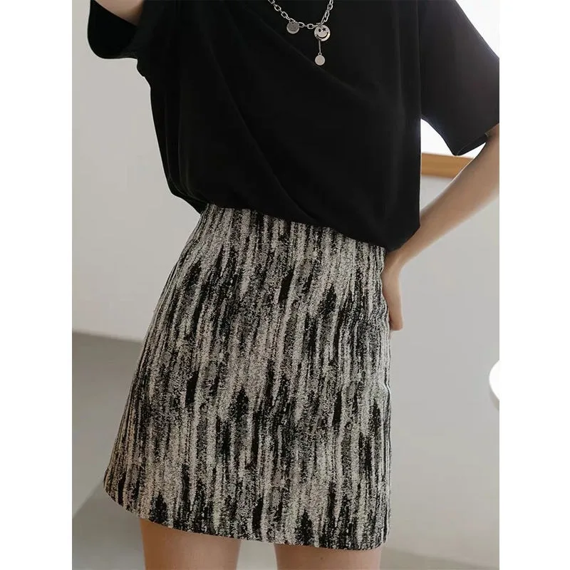Oil Painting Ink Skirt Women's New 2025 Retro High-waist A-line Skirt Hip-covering Skirt Short Skirt