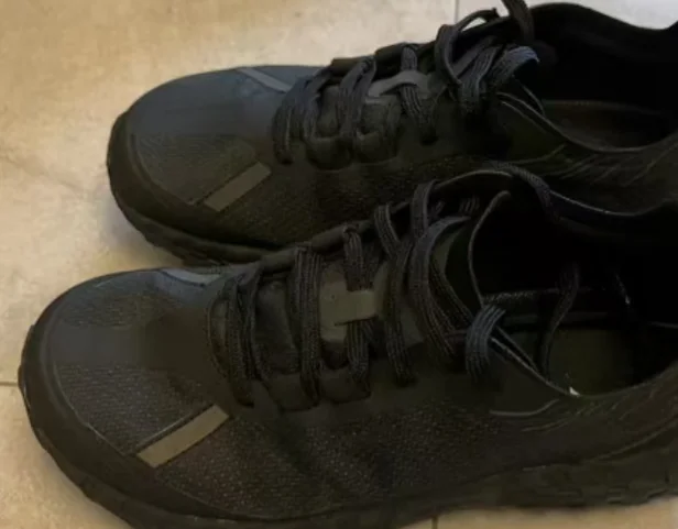 รองเท้าผ้าใบผู้ชาย ระบายอากาศดี แฟชั่น รองเท้าลำลอง รองเท้าวิ่งผู้ชาย รองเท้าผ้าใบลำลอง รองเท้าวิ่ง