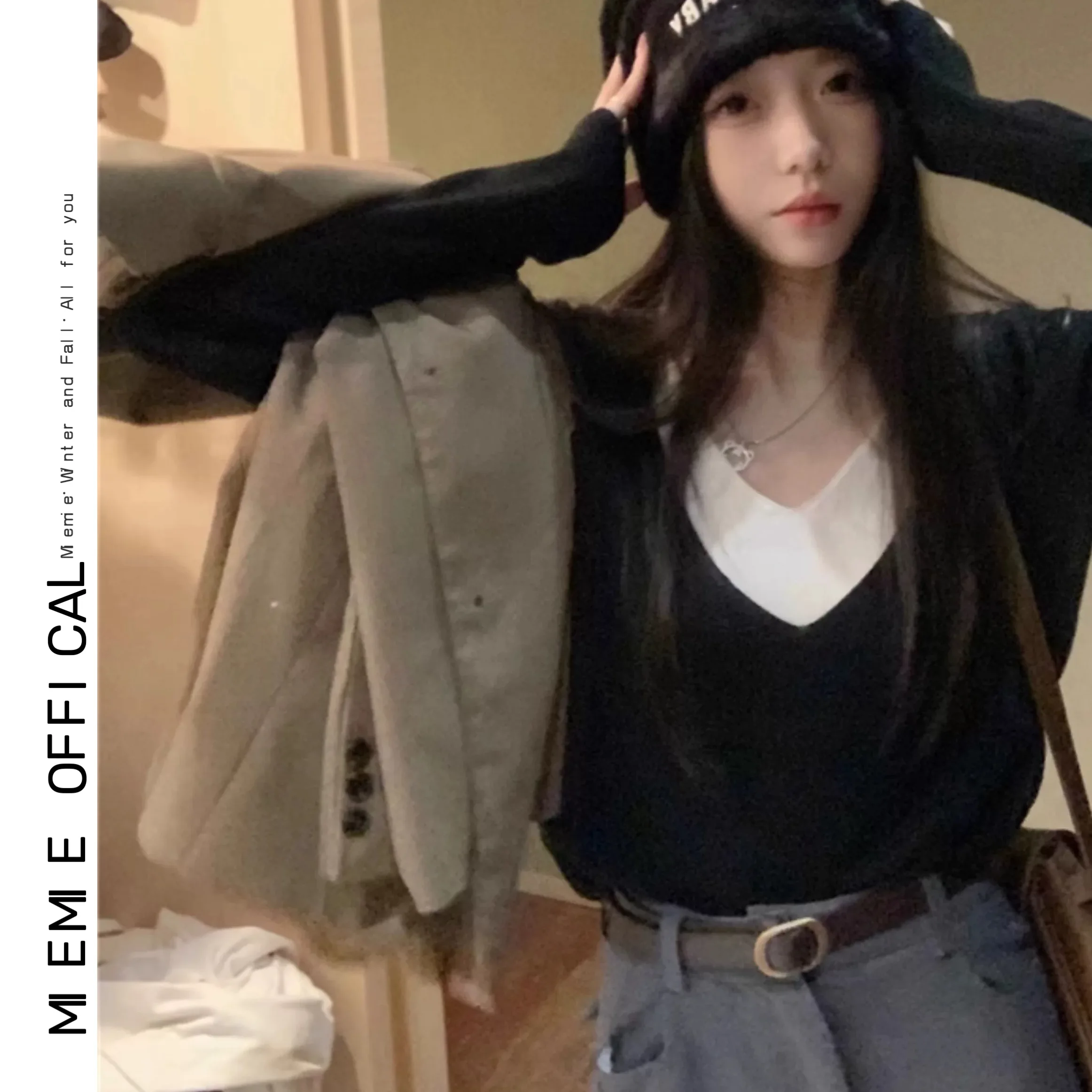 

Laid-back Ice Cream Color Sweater V-neck Long Sleeve Pure Color Loose Street Style Women's Knitwear Autumn Fashion 2025
