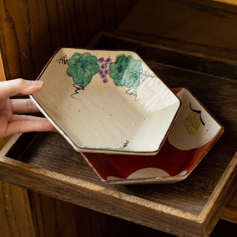 Japanese-Style Seto-yaki Red-Painted Grape Hexagonal Ceramic Plate, Vintage Dinner Plate, Rice Plate, Breakfast Dish