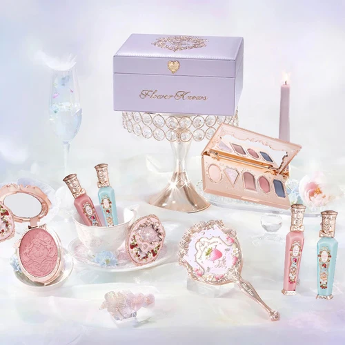 Imagen 2 del producto Flower Know-Juego de regalo todo en uno, rococó, fresa, Kit de maquillaje, sombra de ojos profesional completa, colorete en polvo, crema de labios, Flowerklind