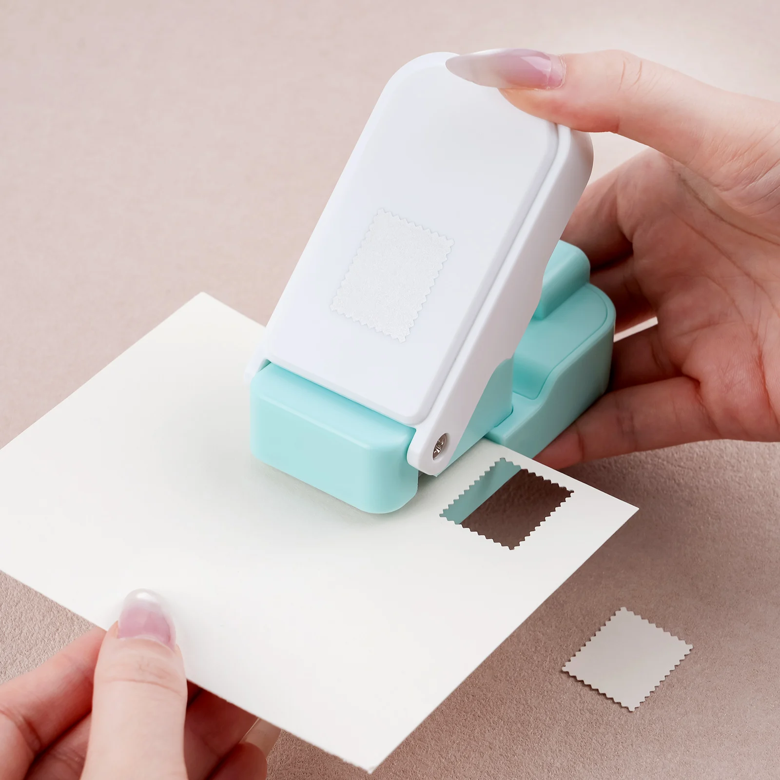 Rechteckige Stanzformen mit Präzisionsausstanzung für mehrschichtiges Arbeiten, Briefmarken-Rechteck-Papierstanzer für Journaling & Scrapbooking
