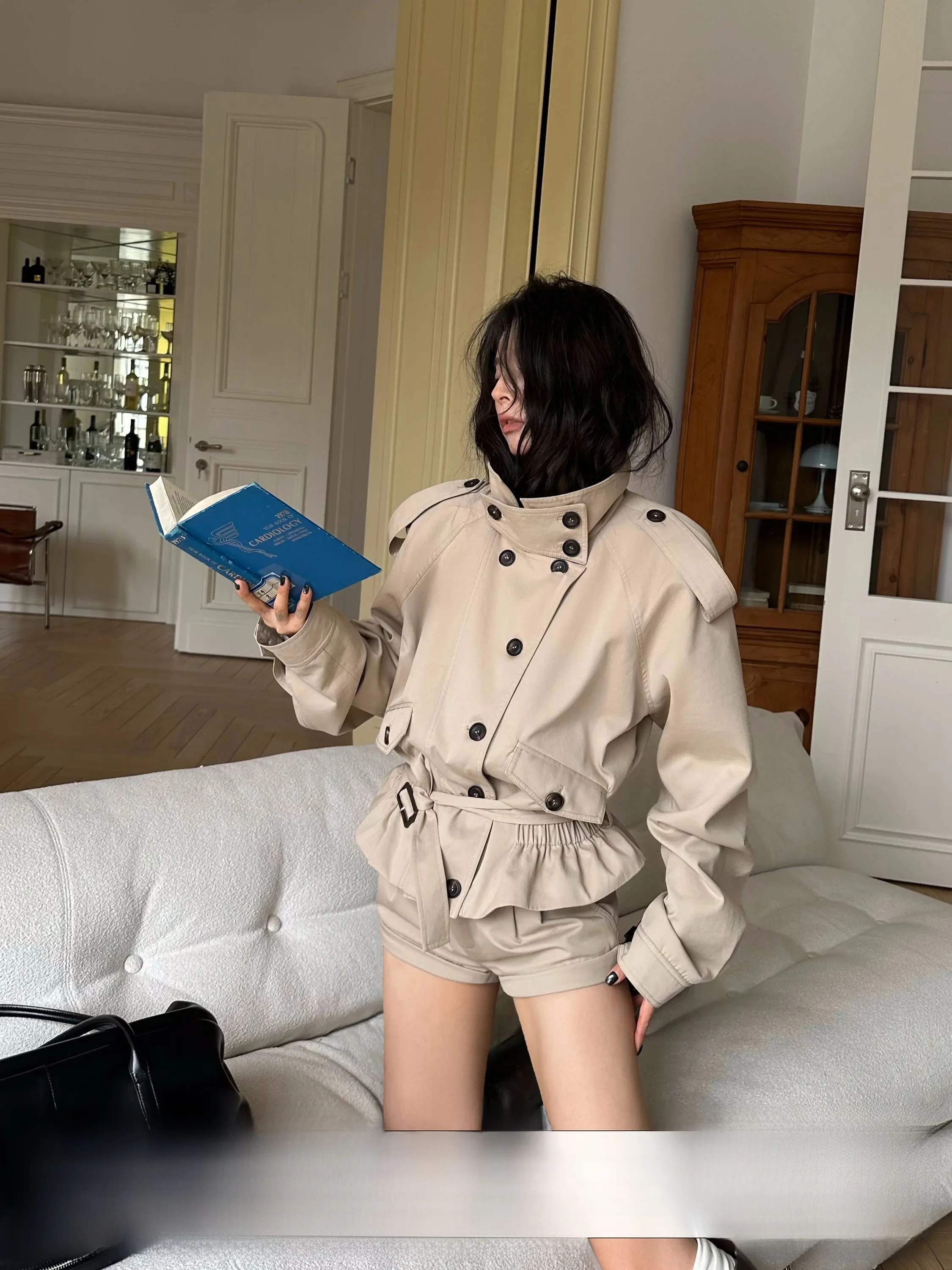 Kaki Color Warden  Women's Windbreaker Jacket Stand Collar Shoulder Design Loose Fit Long Sleeve Warm Short Length with Belt