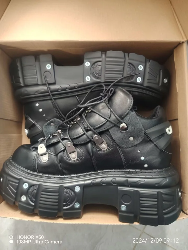 2025 New Dark Platform Women's Heavy Metal Personality Goth Sneakers Punk Boots 8cm
