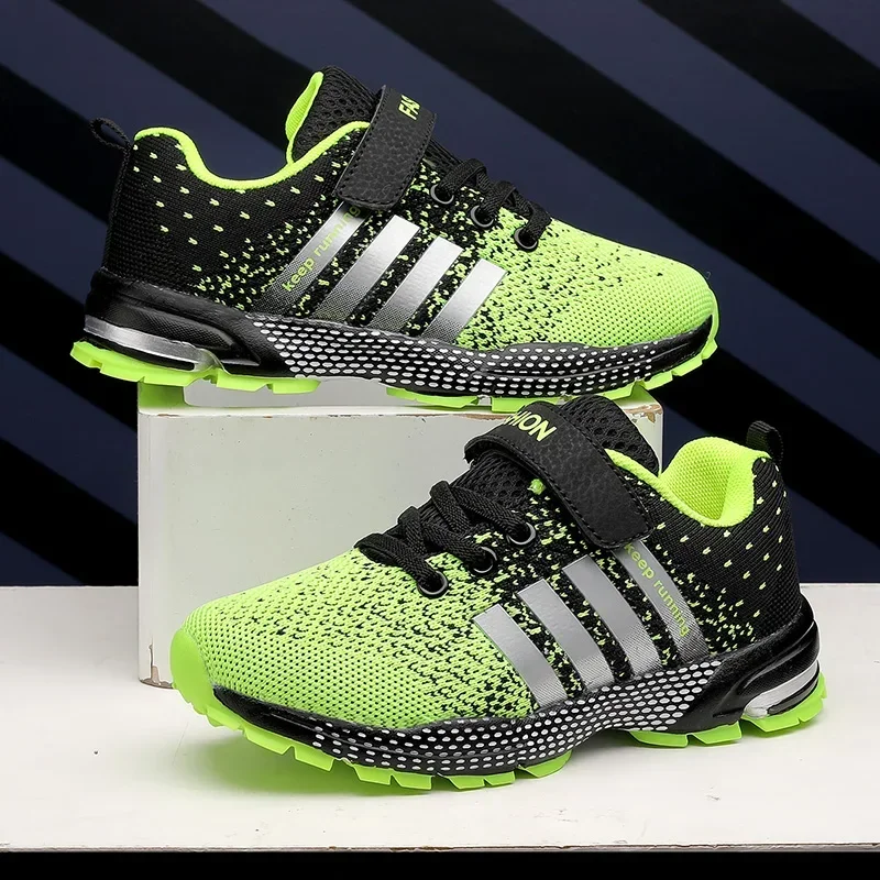

Hot Sale Green Red Children's Running Shoes Summer Outdoor Breathable Kids Shoes Trainers Low-cut Sneakers for Boys 7 to 14 Year