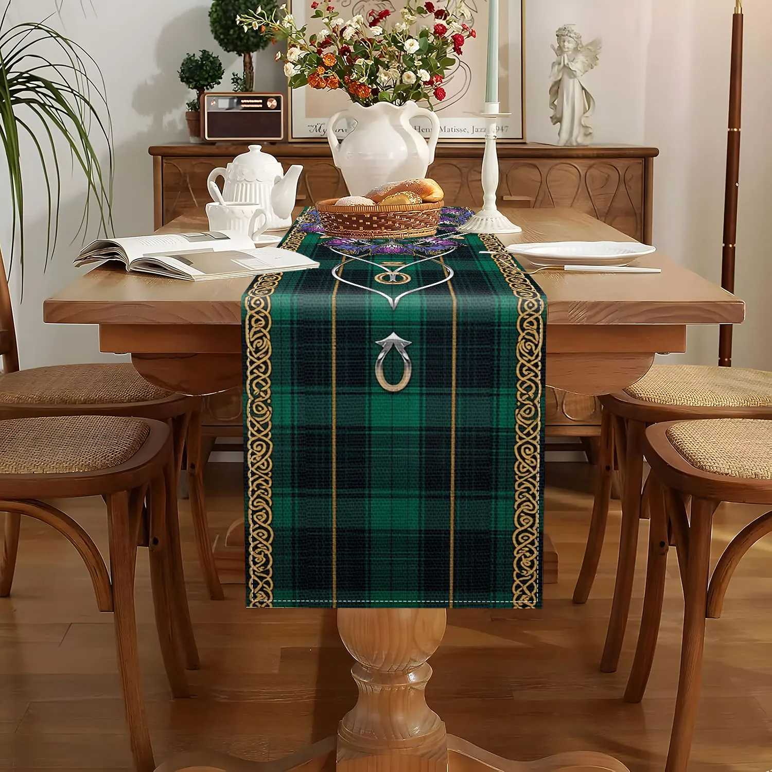 1 Piece of Celtic Style Theme Table Runner, Golden Celtic Pattern, Purple Flower Pattern, Suitable for Celtic Cultural Theme Party, Traditional Folk Festival Activities