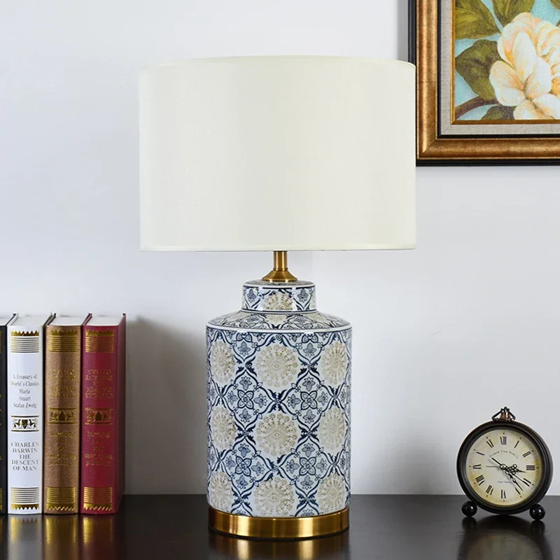 ALBERT Contemporâneo CeramicTable Lamp Criatividade Sala de estar Quarto Estudo Hotel Homestay Engenharia Luz de mesa